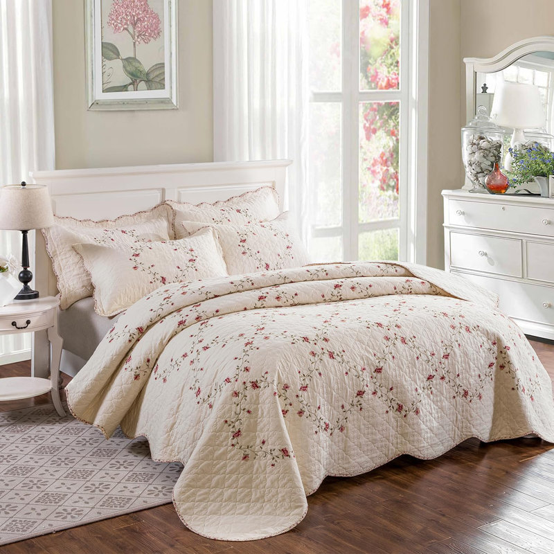 Embroidered 2-Piece Cotton Reversible Quilt Set, King Quilt + 1 Pillowcase
