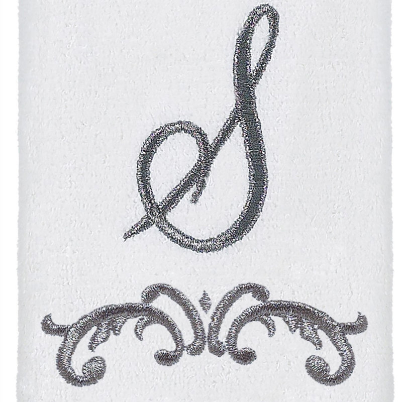 Avanti Linens Scroll Mono Fingertip Towel S