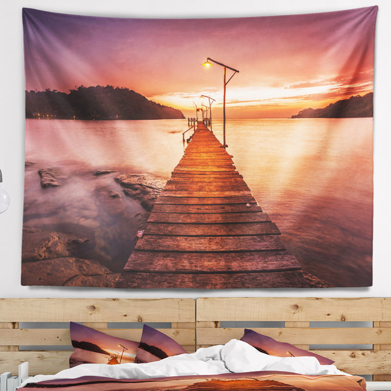 Tapisserie paysage marin sur une mer mauve, H 32 po x l 39 po
