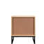 Table d'appoint Birch Coastal Modern avec plateau en bois naturel et pieds en métal noir