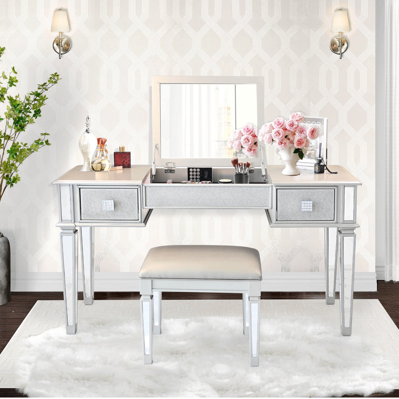 Merom Vanity, Silver