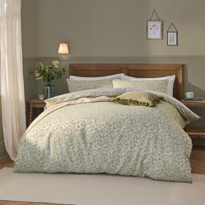 Grace Leaf Polyester Floral Duvet Cover Set