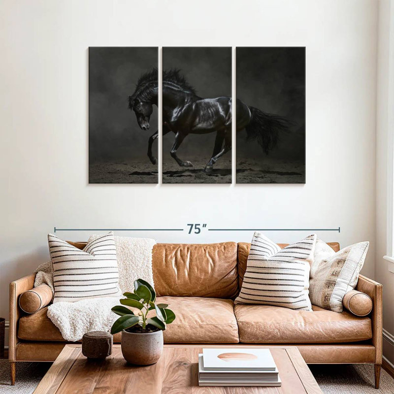 Cheval noir brillant Brampt, H 36 po x l 57 po