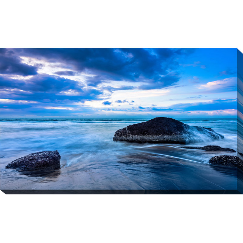 « sensation blue », reproduction de photo sur toile tendue, H 28 po x l 48 po x P 1,5 po