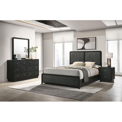 Ensemble de chambre avec très grand lit 4 pièces Robitaille