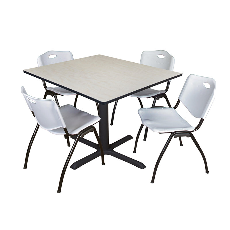 Table de salle à manger Neyland Cain, Gris, H 29 po x l 48 po x P 48 po, Érable