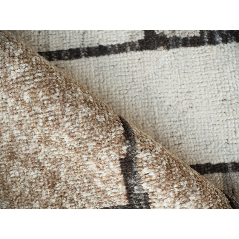 Alcama hand-knotted New Zealand Wool Beige/Ivory/Brown Area Rug, 10'X14'