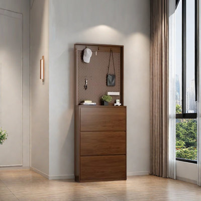 Portemanteaux en bois avec range-chaussures rabattable