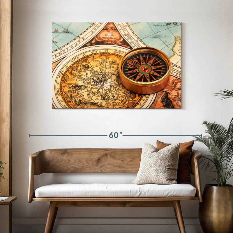 Retro gold compass Aletra, H 30 po x l 45 po