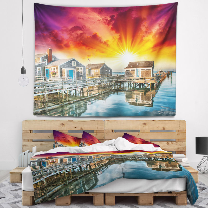 Tapisserie paysage maisons en bois au coucher du soleil, H 32 po x l 39 po