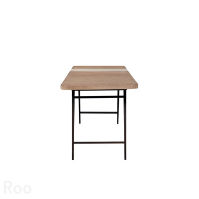 Table de salle à manger asymétrique