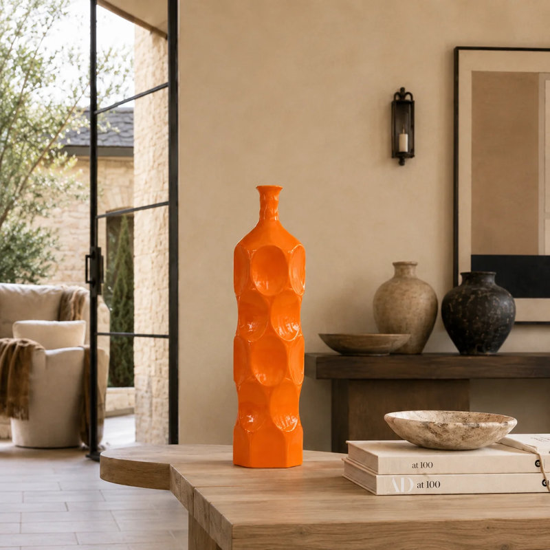 Vase de table 17,75 po Eaglin, H 14 po x l 4,75 po x p 4,75 po, Orange