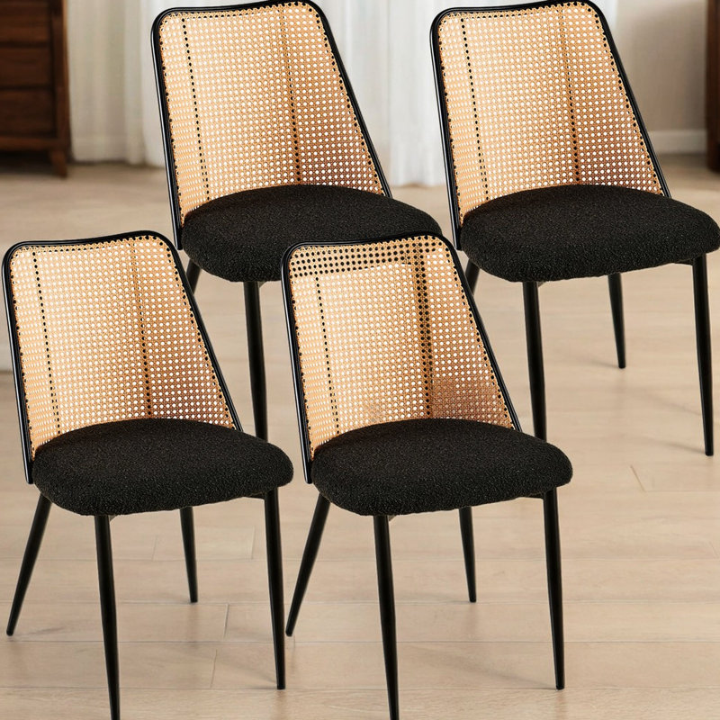 Chaises de salle à manger noires (4), dossier en canne naturel rembourré Boucle, look moderne pour la cuisine, conception à carreaux, pieds en métal, coussin en mousse, finition thermolaquée de 4 chaises, style bureau personnel, structure, rembourrage,