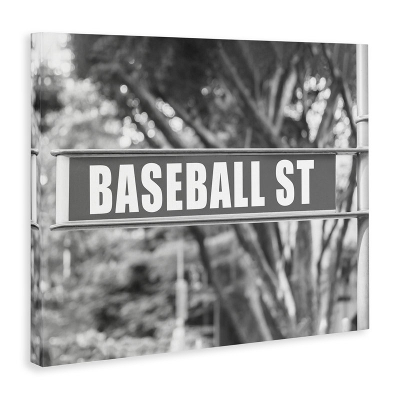 «Baseball Street Sign», art mural sur toile par Daphne Polselli, H 36 po x l 48 po