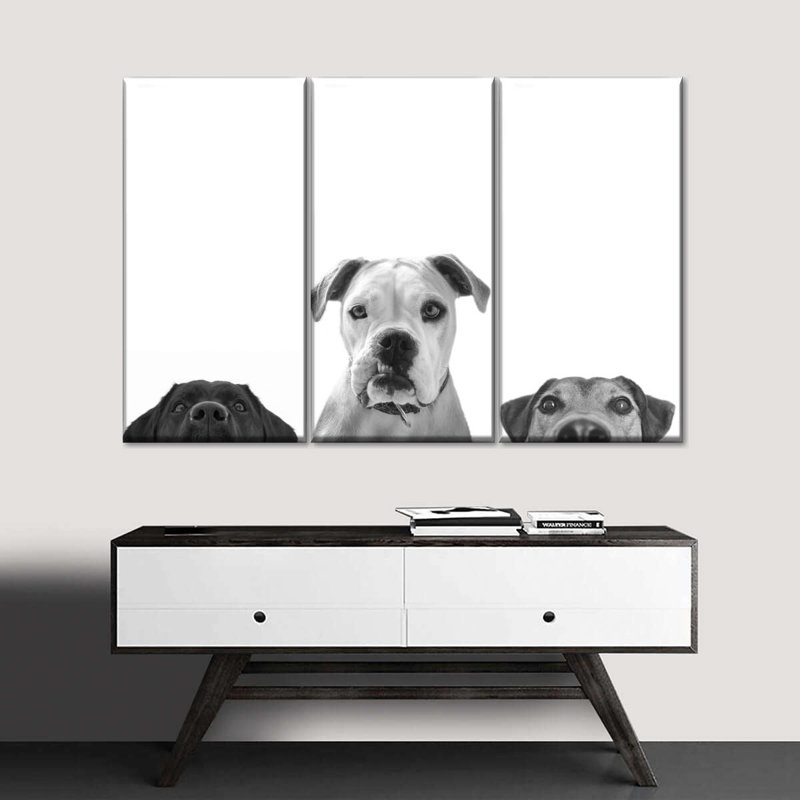 «Curious Dogs», reproduction sur toile, H 24 po x l 38 po x P 1,25 po