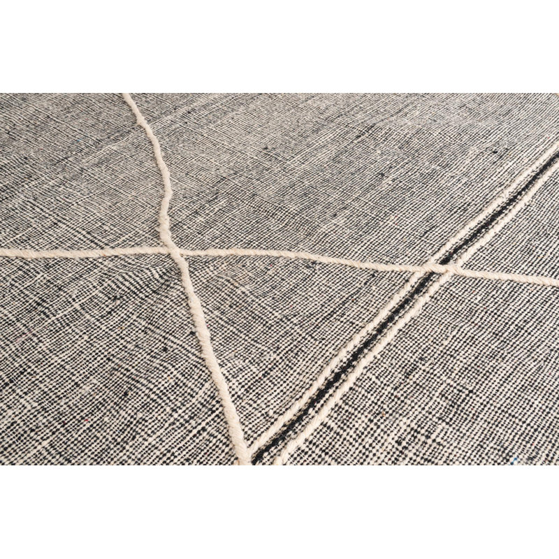Tapis noir et blanc Mosser