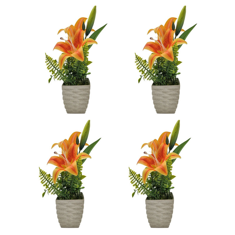 Nickolus Table Vase