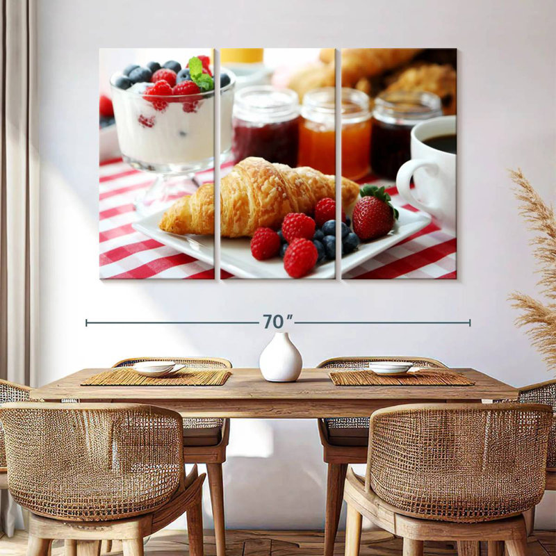 Yarlin croissant et baies, H 42 po x l 65 po