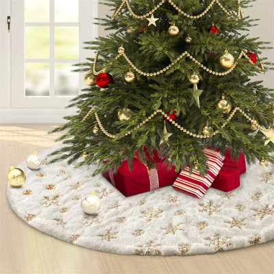 Calderwood Tree Skirt