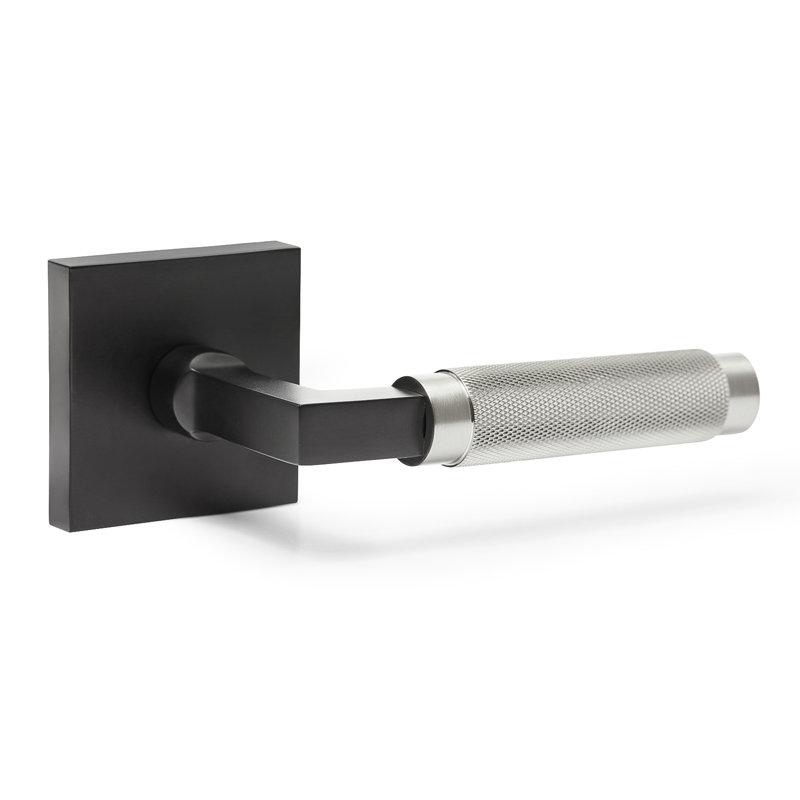 Levier de porte noir mat New York avec poignée moletée en argent satiné New York, Fausse poignée simple