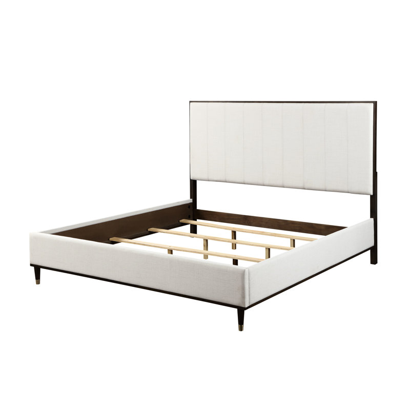 Tissu gris avec très grand lit simple - zone de confort élégante, structure en bois synthétique, revêtement doux et chic avec matériaux, fabrication stable, décoration de chambre à coucher