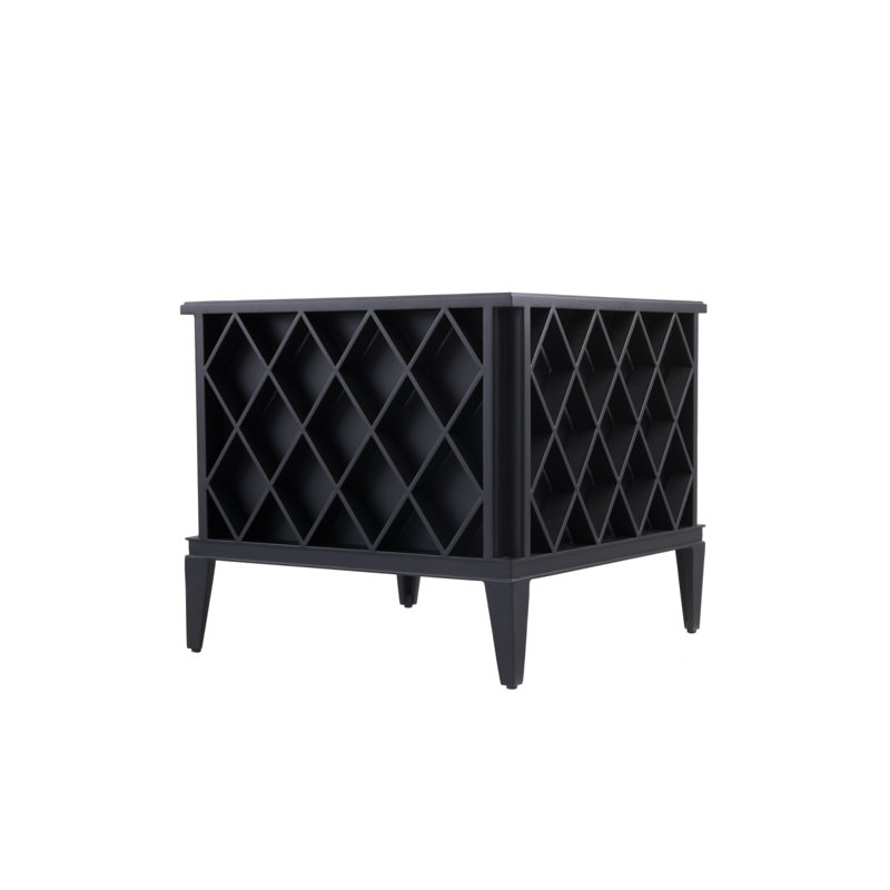Ocean Club Metal Planter, Matte Black
