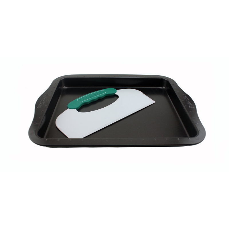 BergHOFF Perfect Slice 2Pc 14" Carbon Steel Non-Stick Cookie Sheet with Slicer, Black