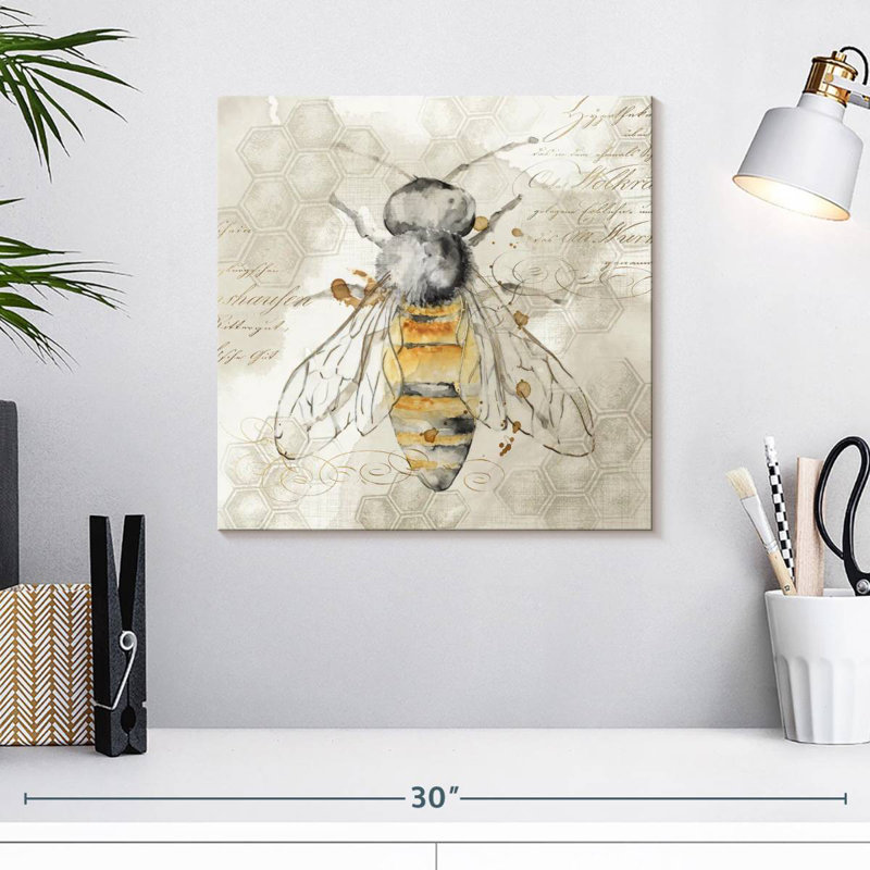 Brampt Queen Bee I, 16" H x 16" W