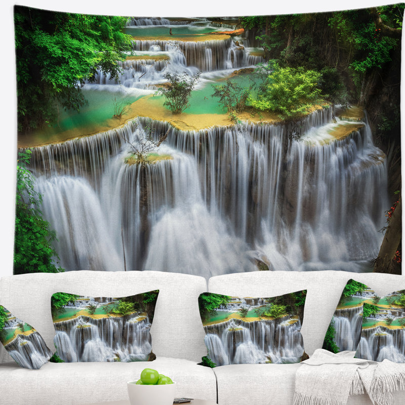 Photographie tapisserie huay mae ka min tapisserie, H 32 po x l 39 po
