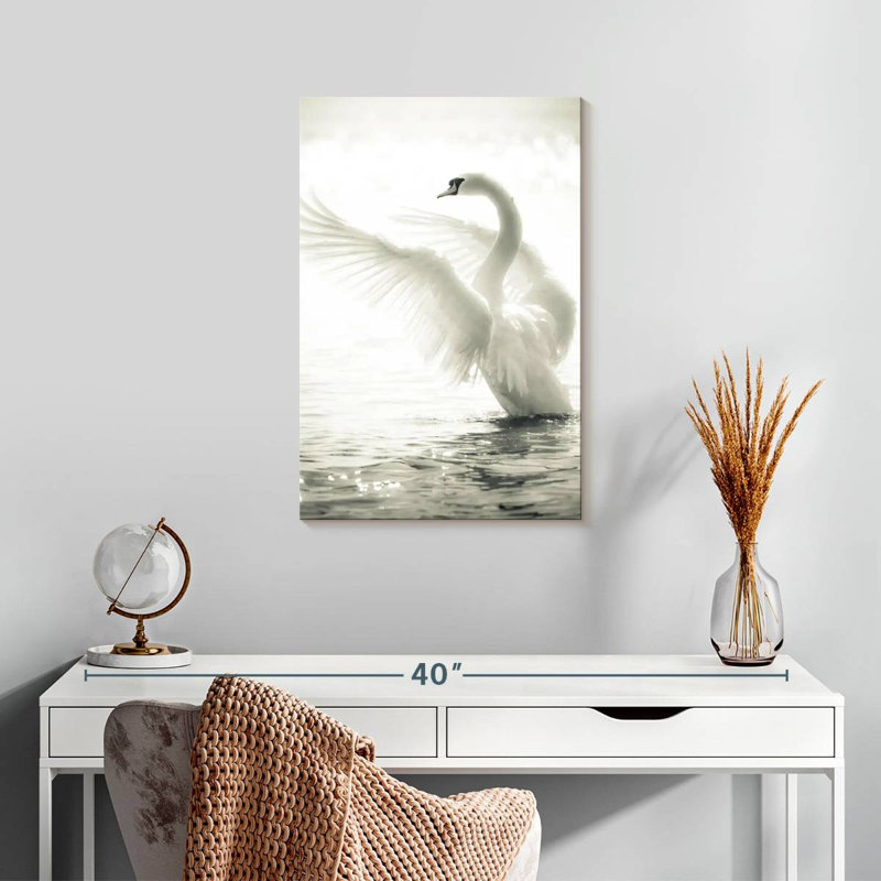 Gracieux cygne blanc, H 24 po x l 16 po