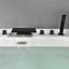 Robinet de baignoire à 5 trous à fixation sur le comptoir avec douche à main et 3 robinets de baignoire à cascade avec robinets en laiton modernes avec valve-107821009