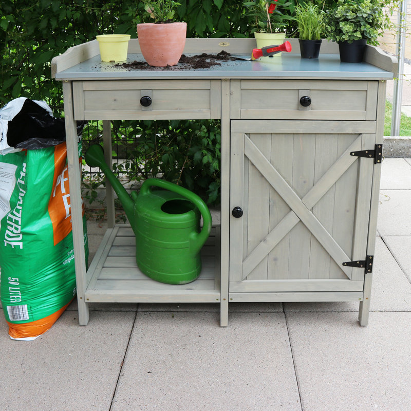 Gartenbank aus Holz