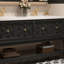 Armoire de salle de bain rétro de style français.-111616594-111616595