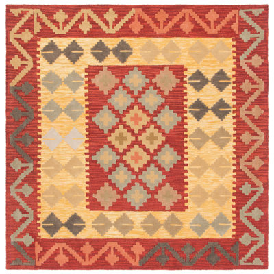 Rexford Hand Tufted Wool/Cotton/Latex Oriental Rug in Red/Gold