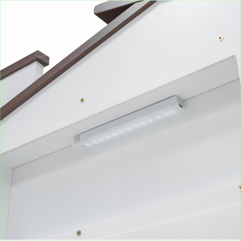 Bois de pin simple Lit plateforme avec rangement en panneau de fibres à densité moyenne, sans sommier tapissier à DEL, blanc pour chambre d'amis