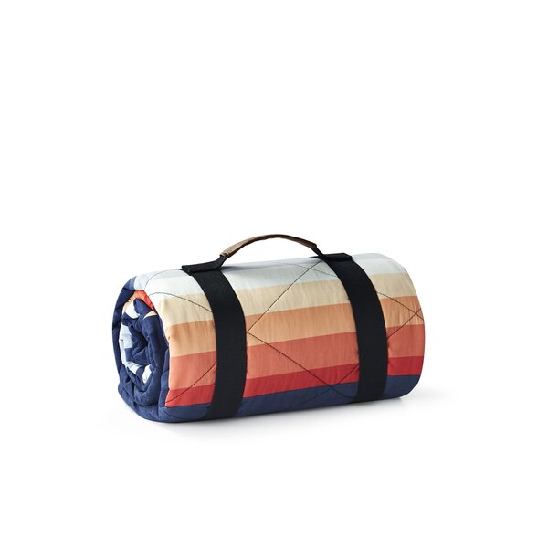 Pendleton Sunset Canyon Quilted Roll-up Throw Blanket 