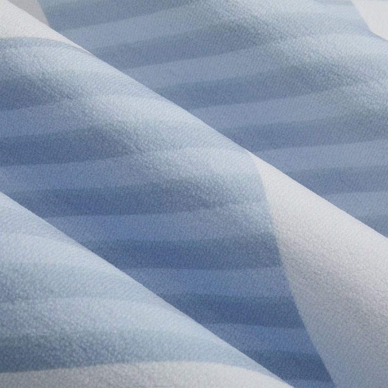 Tapis bleu clair à motif de tapis simple et antidérapant, Rectangle 2 pi 9 po x 4 pi 9 po