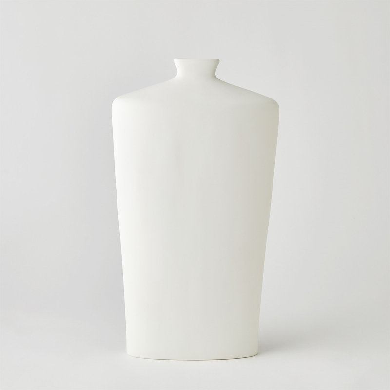 Vase de table en céramique fait à la main Terzo, H 23 po x l 12,5 po x P 4,5 po