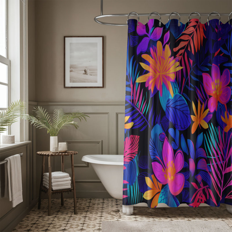 Dejoire, 74"H x 71"W