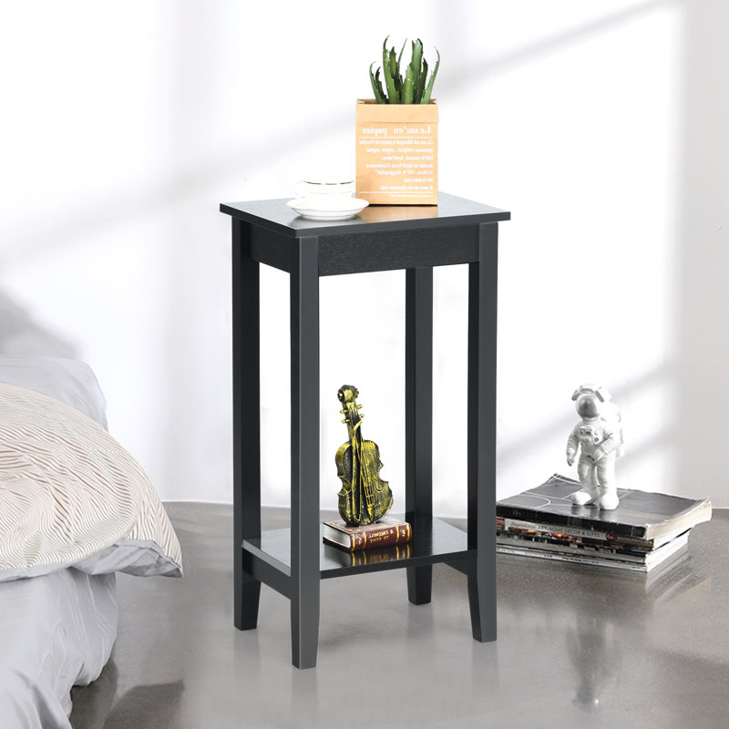 Aariyonna End Table, Black