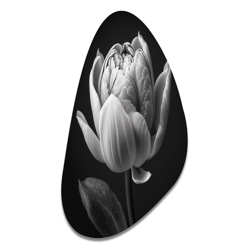 Carteret - art mural asymétrique en forme de tulipe florale, H 31 po x l 17 po