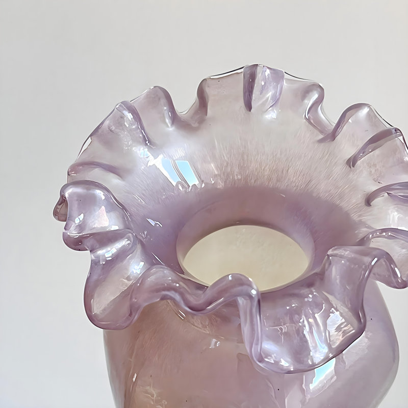 Ornements de fleurs simulées
