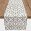 Chemin de table d'extérieur Quatrefoils On-323063939-323055792