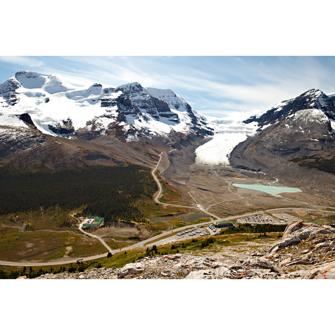 Columbia-Eisfeldzentrum und Athabasca-Gletscher