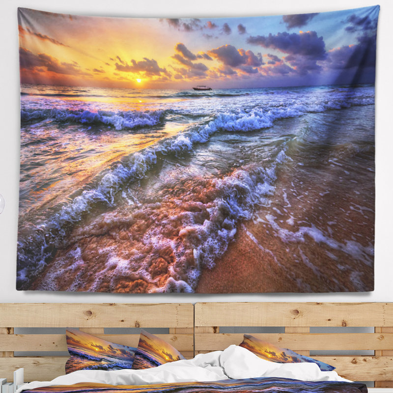 Tapisserie «Seashore Sunset over Blue Tinged Waves», H 32 po x l 39 po