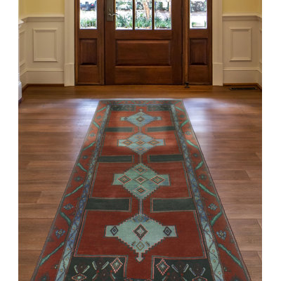 Boleslao Wool Oriental Indoor Rug