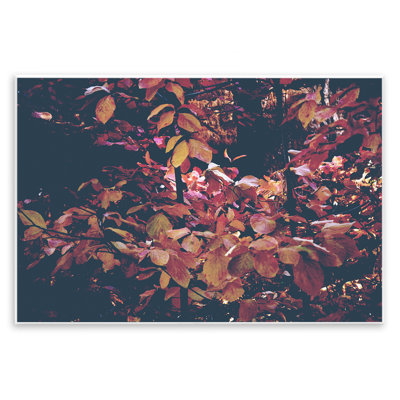 Plaque murale Dusky Forest Leaves, design par Gemma Bardot