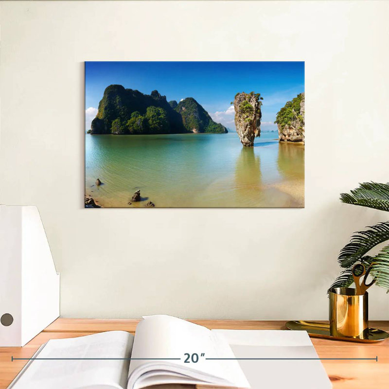 Nicci Thai Island, 8" H x 12" W