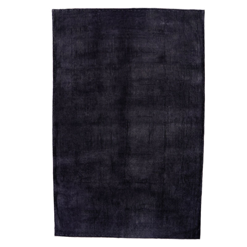 Tapis noir unique de 9 pi x 13 pi 9 po