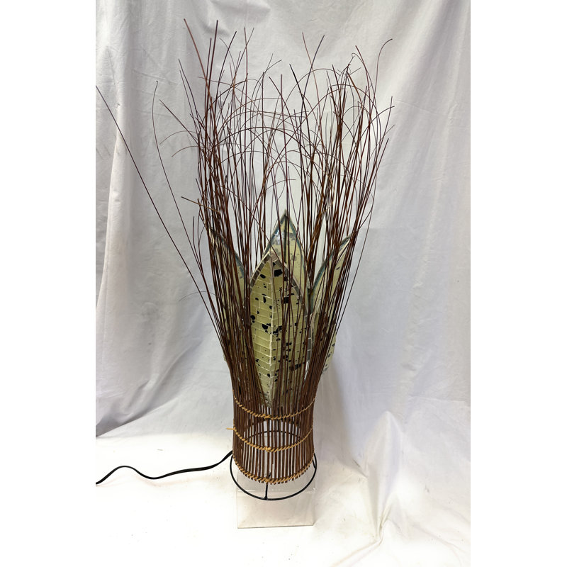 Lampe tulipe en verre taillée à la main
